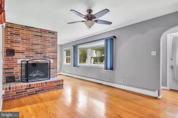 1515 MAYS LANDING RD, Hammonton, NJ 08037