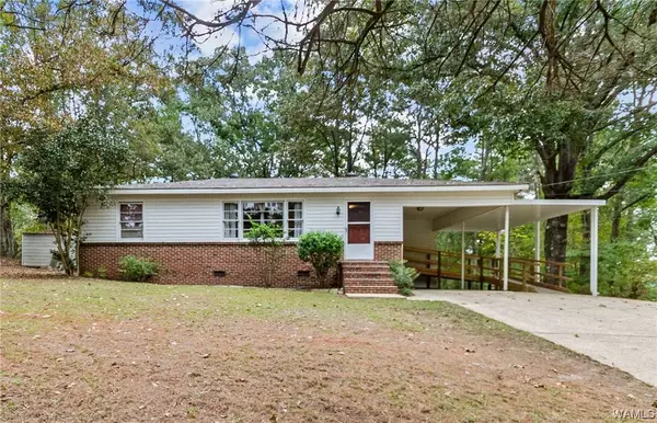 5605 CYPRESS VIEW LN, Northport, AL 35473