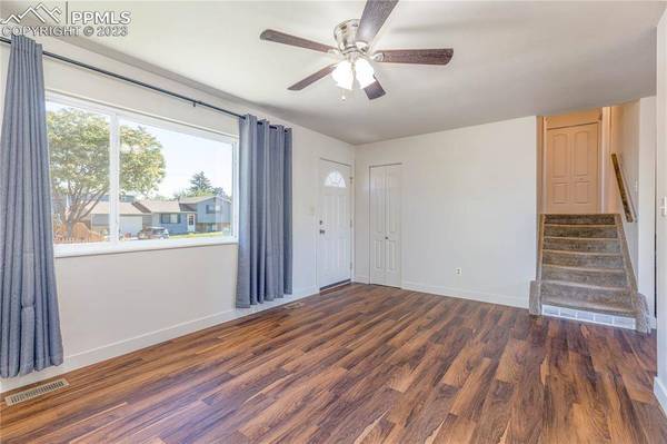7220 Red Cloud ST, Colorado Springs, CO 80911