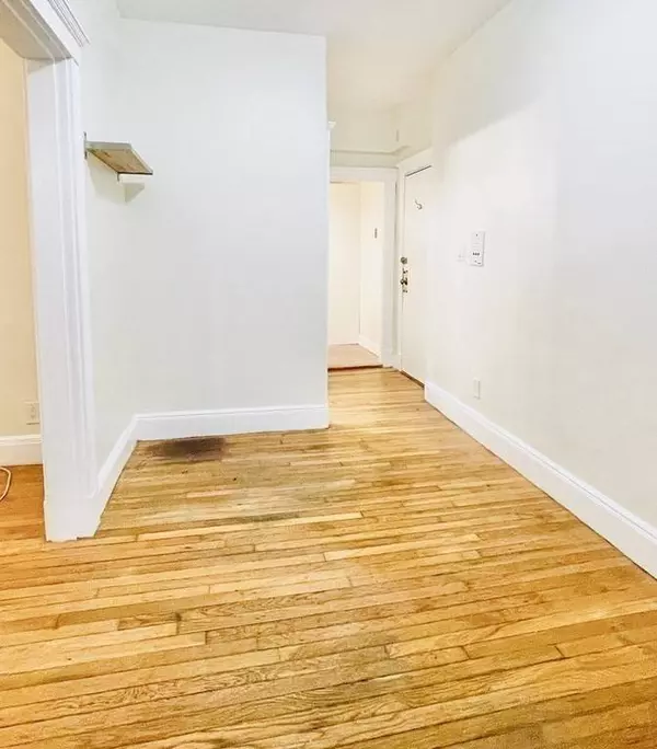 35 Mount Hood Rd #14, Boston, MA 02135