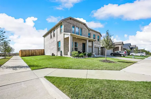 5301 Basham Lane, Denton, TX 76207