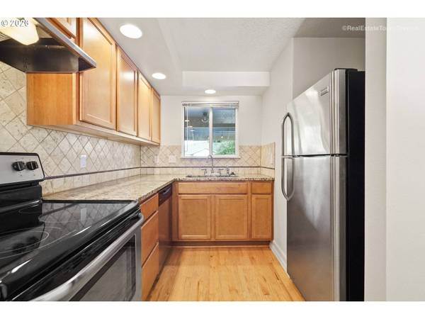 3404 19TH AVE #207, Forest Grove, OR 97116