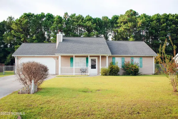 151 Glenwood Drive, Hubert, NC 28539