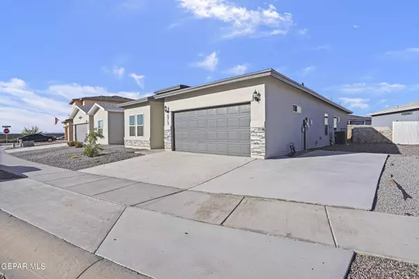 6913 BROWN MESQUITE Lane, El Paso, TX 79934