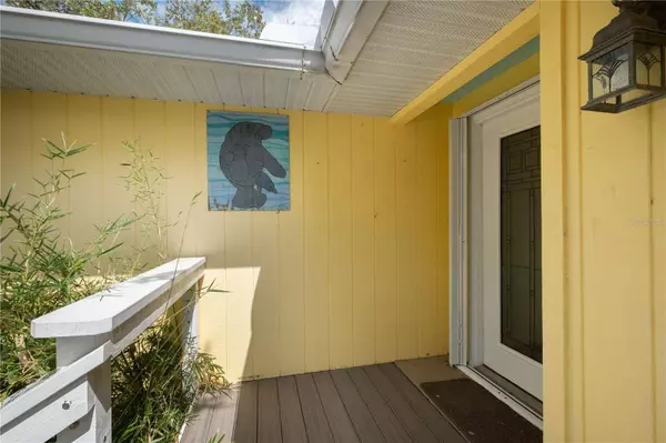 12631 HODGSON AVE, Cedar Key, FL 32625