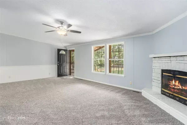 9162 Adams Road, Keithville, LA 71047