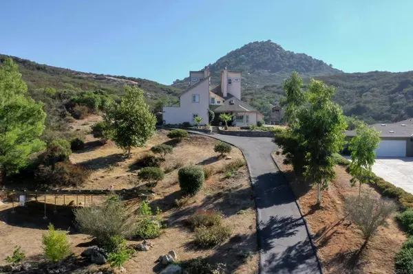 15236 La Plata Ct, Ramona, CA 92065