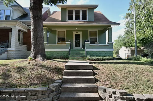 1899 Princeton Dr Dr, Louisville, KY 40205