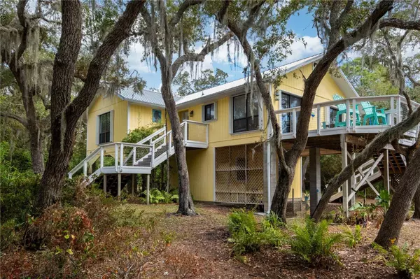 12631 HODGSON AVE, Cedar Key, FL 32625