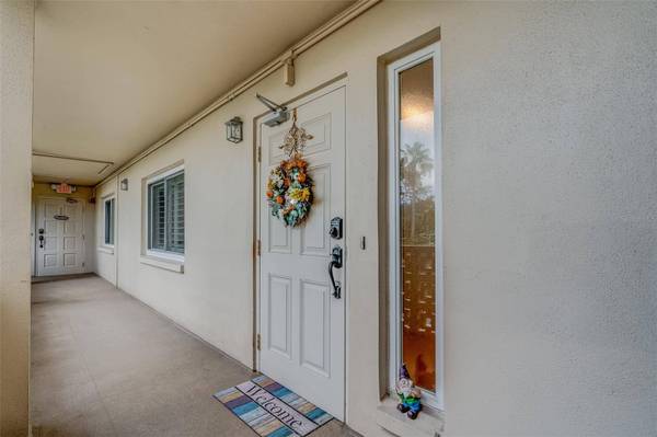 622 EDGEWATER DR #225, Dunedin, FL 34698