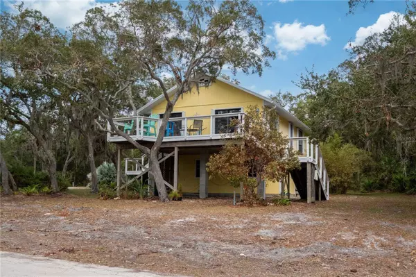 12631 HODGSON AVE, Cedar Key, FL 32625