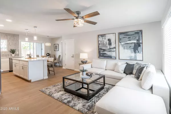 1846 W PORTOBELLO Avenue, Mesa, AZ 85202