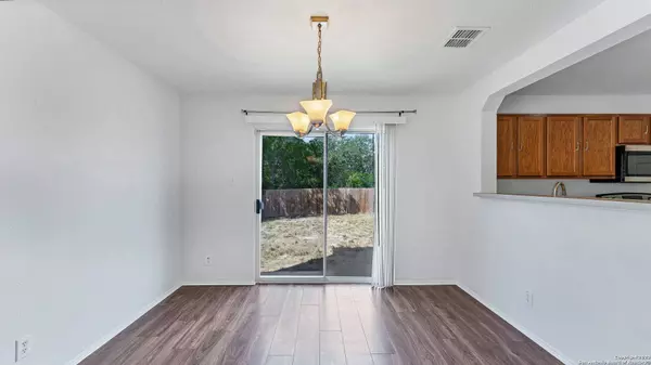 8111 WILLOW COUNTRY, San Antonio, TX 78254-2821