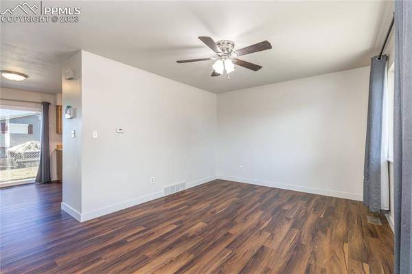 7220 Red Cloud ST, Colorado Springs, CO 80911