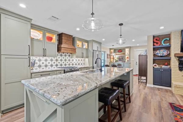 2621 Magnolia Drive, Irving, TX 75062