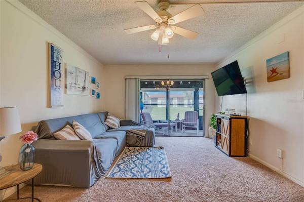 5135 GEMSTONE DR #102, New Port Richey, FL 34652