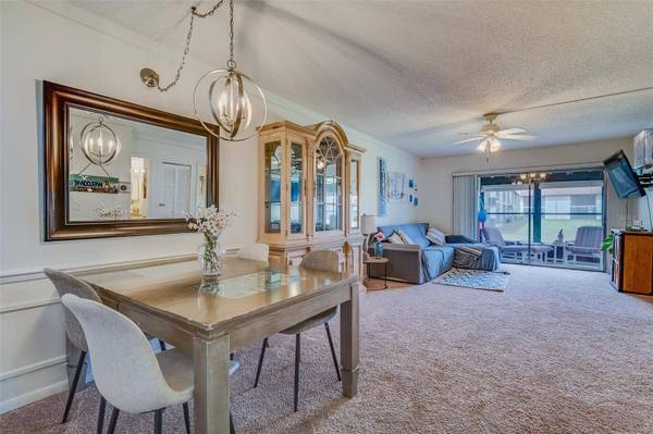 5135 GEMSTONE DR #102, New Port Richey, FL 34652