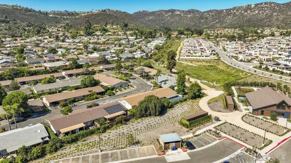 1874 Fairway Park #A, Escondido, CA 92026