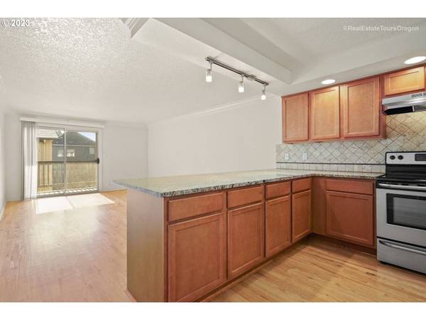 3404 19TH AVE #207, Forest Grove, OR 97116