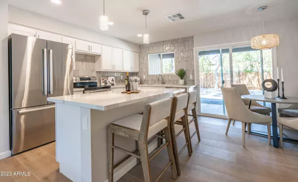 1846 W PORTOBELLO Avenue, Mesa, AZ 85202