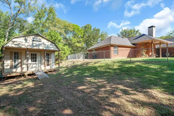 18865 Peachtree Ln., Lindale, TX 75771