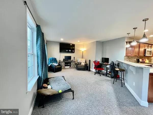 1030 BARNACLE DR, Manahawkin, NJ 08050