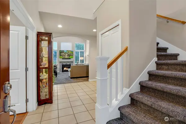 4101 Fairwood BLVD NE, Tacoma, WA 98422