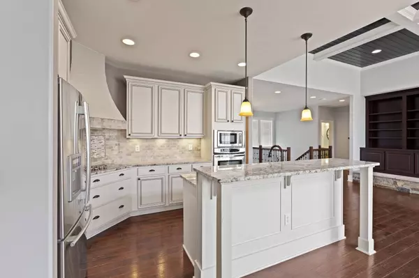 2714 Caden CT, Westfield, IN 46074