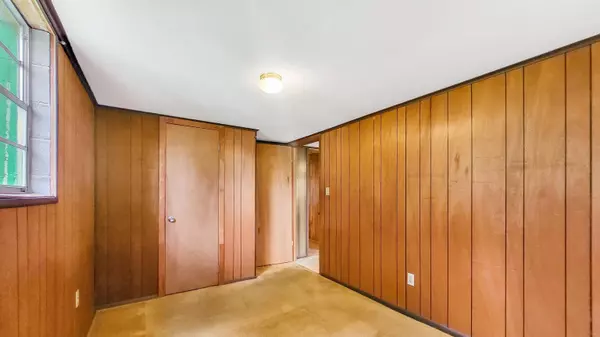 132 Shoreline Ave, Satsuma, FL 32177