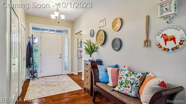 338 DAUBONY Drive, Brighton, MI 48114