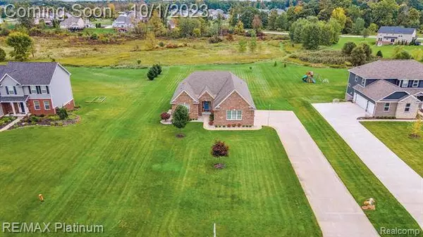 338 DAUBONY Drive, Brighton, MI 48114