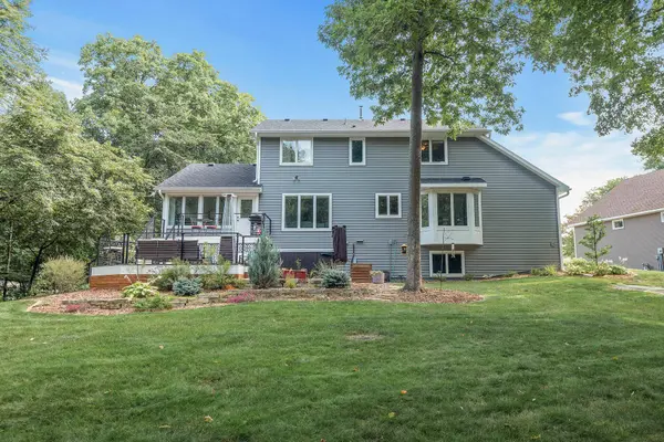 829 Amur CIR, Delano, MN 55328