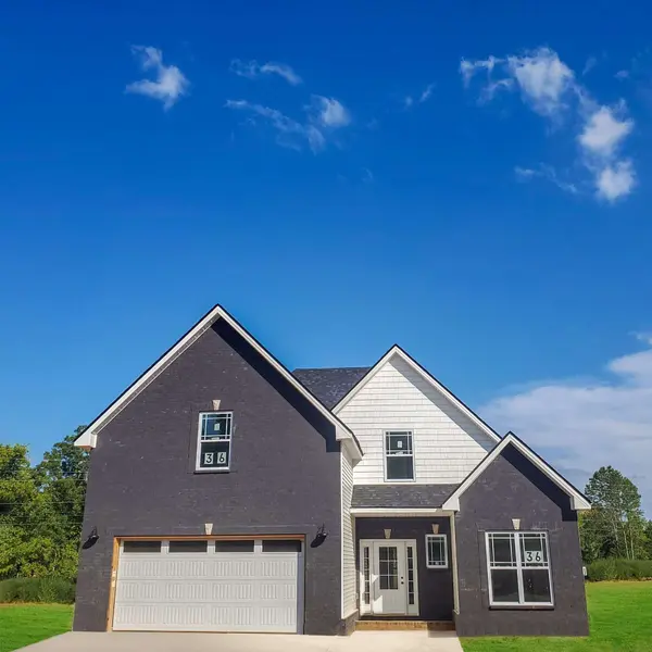 636 Creighton Cir, Clarksville, TN 37043