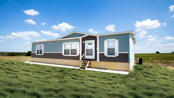 1020 Clear Spring Road, Stephenville, TX 76401