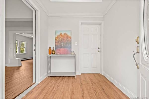 107 Valley View Road, Milford, CT 06461