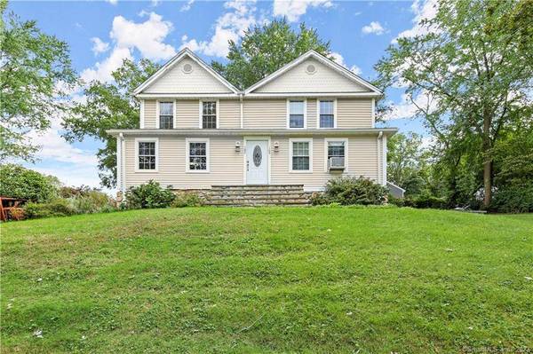 107 Valley View Road, Milford, CT 06461