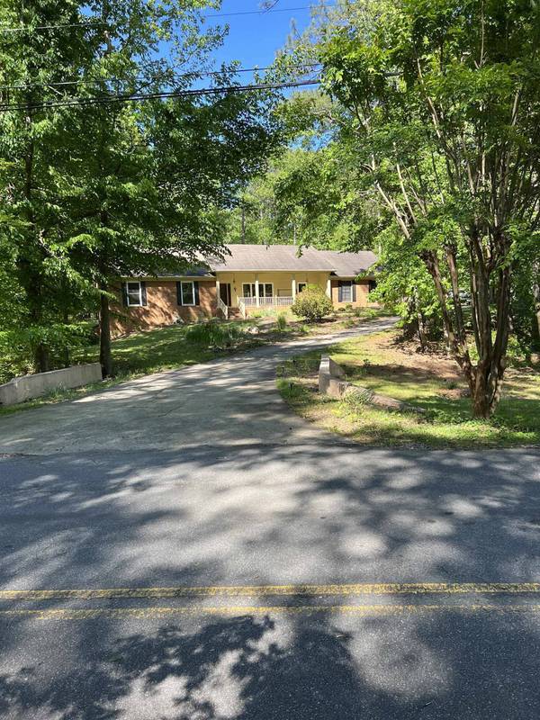 5816 Wills Orchard RD, Alpharetta, GA 30040