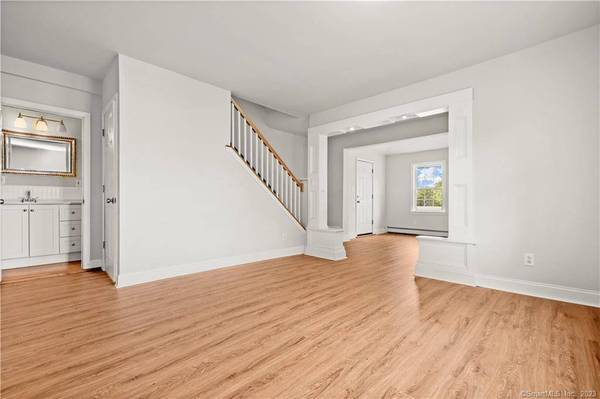 107 Valley View Road, Milford, CT 06461