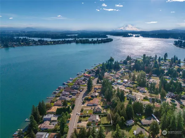 2608 185th AVE E, Lake Tapps, WA 98391