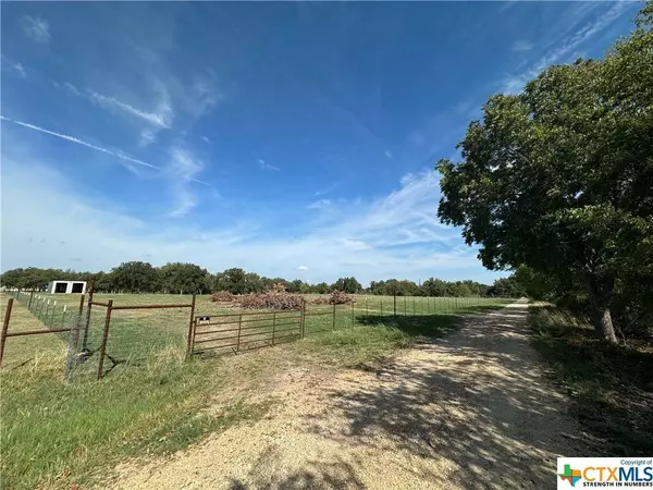17960 Fm 2268, Holland, TX 76534