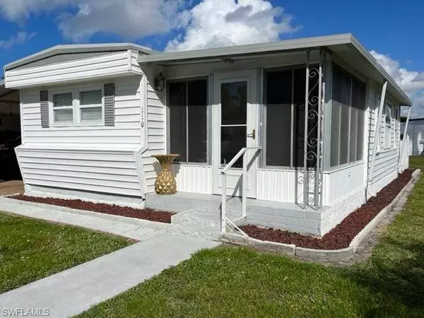 110 Enchanting BLVD #E-110, Naples, FL 34112