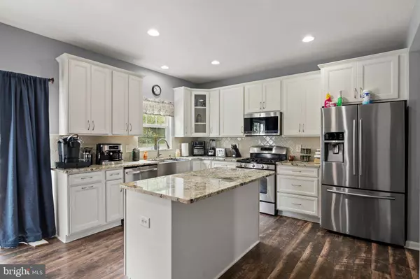 18823 PIER TRAIL DR, Triangle, VA 22172