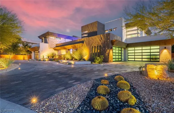 27 Hawk Ridge Drive, Las Vegas, NV 89135