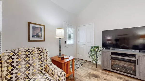 1855 Red Rd, Mc Minnville, TN 37110