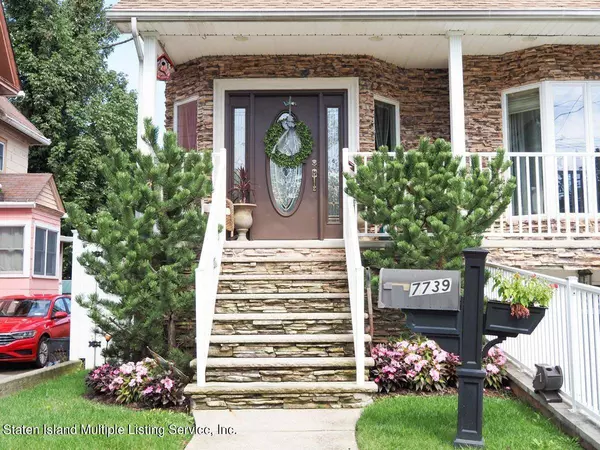 7739 Amboy Road, Staten Island, NY 10307