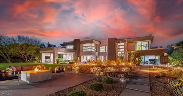 27 Hawk Ridge Drive, Las Vegas, NV 89135