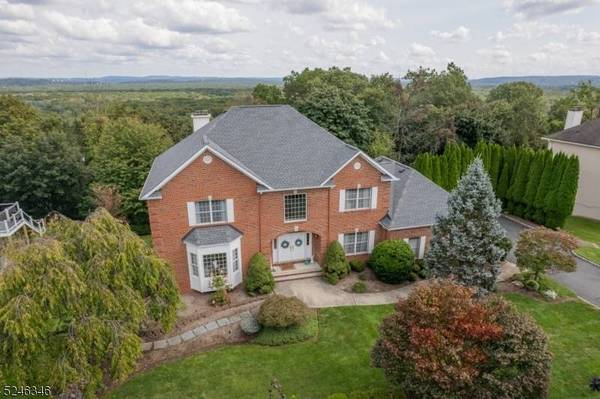 28 Michelle Way, Montville Twp., NJ 07058