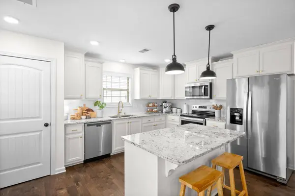 1253 Magnum Dr, Clarksville, TN 37040