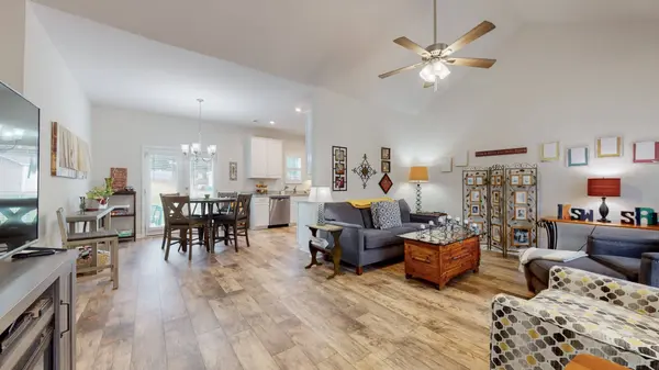 1855 Red Rd, Mc Minnville, TN 37110