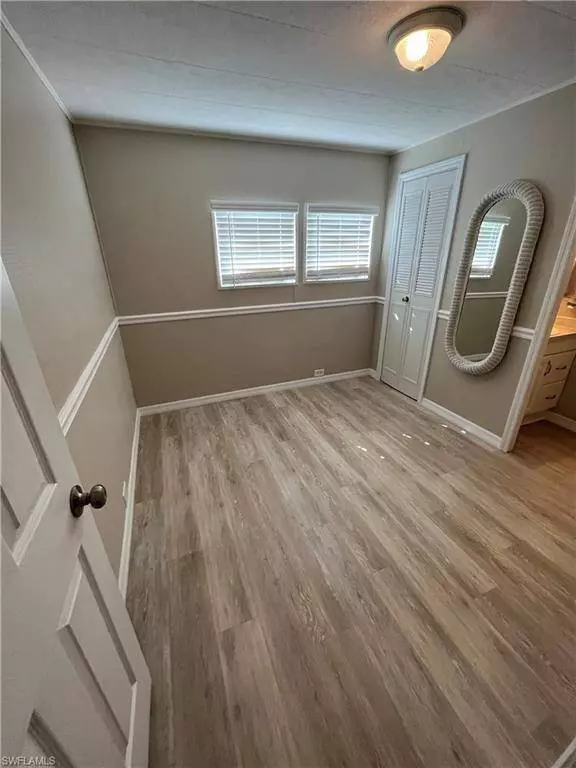 110 Enchanting BLVD #E-110, Naples, FL 34112